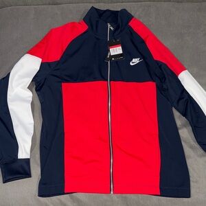 Nike men’s size large. Brand new